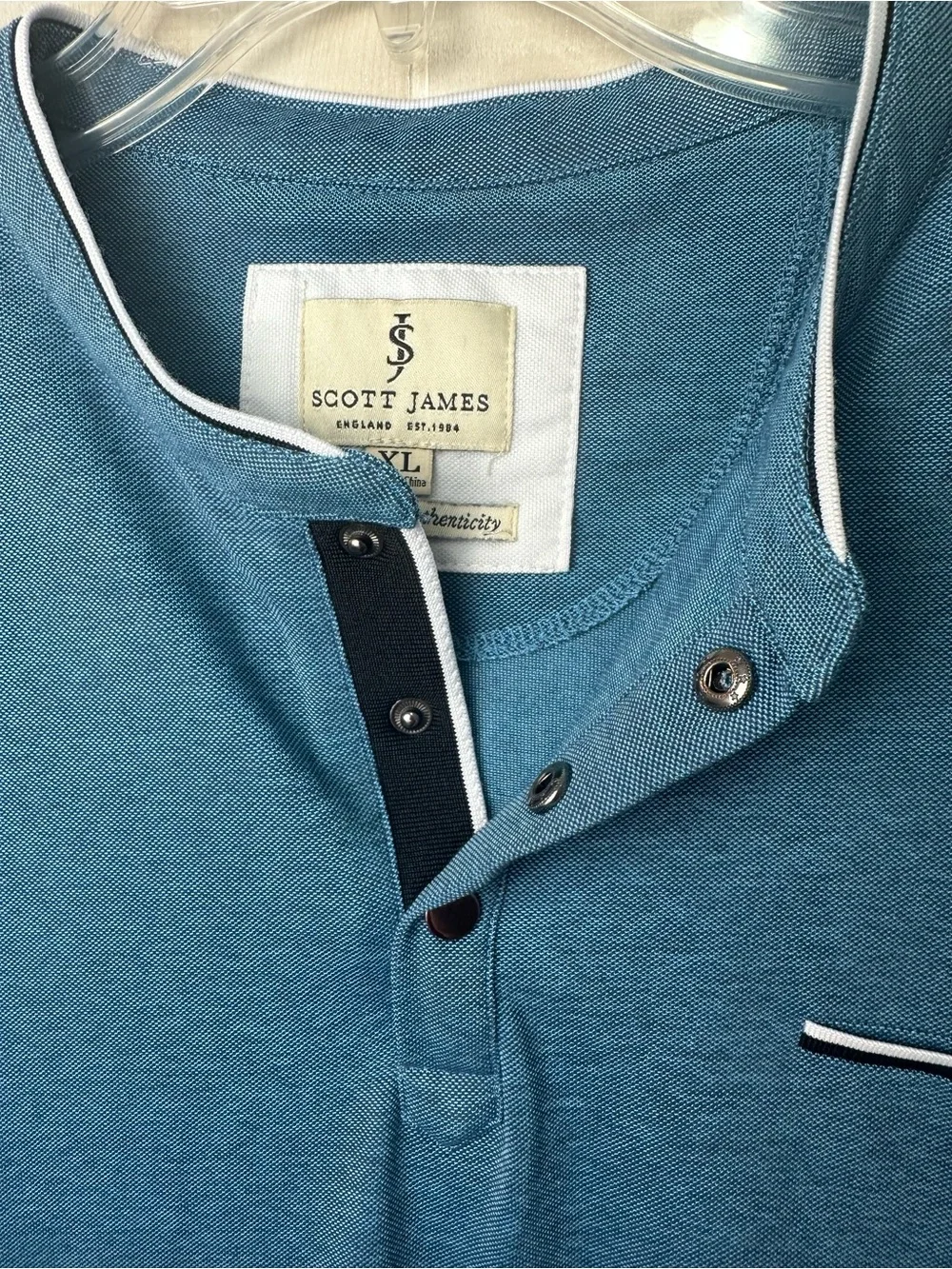 Scott James Men's Blue Short-Sleeve Henley Polo Shirt